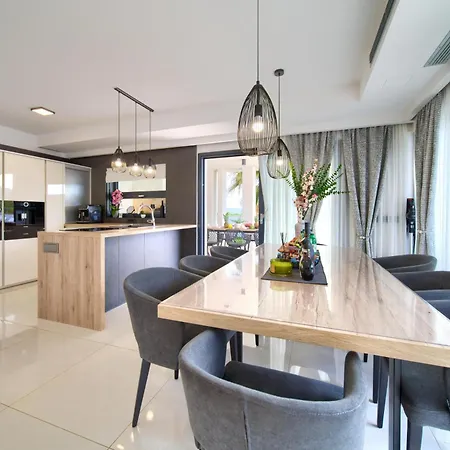 Luminosa With Outdoor And Indoor Pool And Sauna Villa