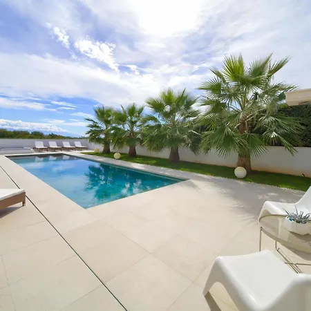 Luminosa With Outdoor And Indoor Pool And Sauna 别墅