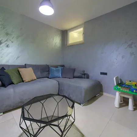 Luminosa With Outdoor And Indoor Pool And Sauna * Vrh (Krk)